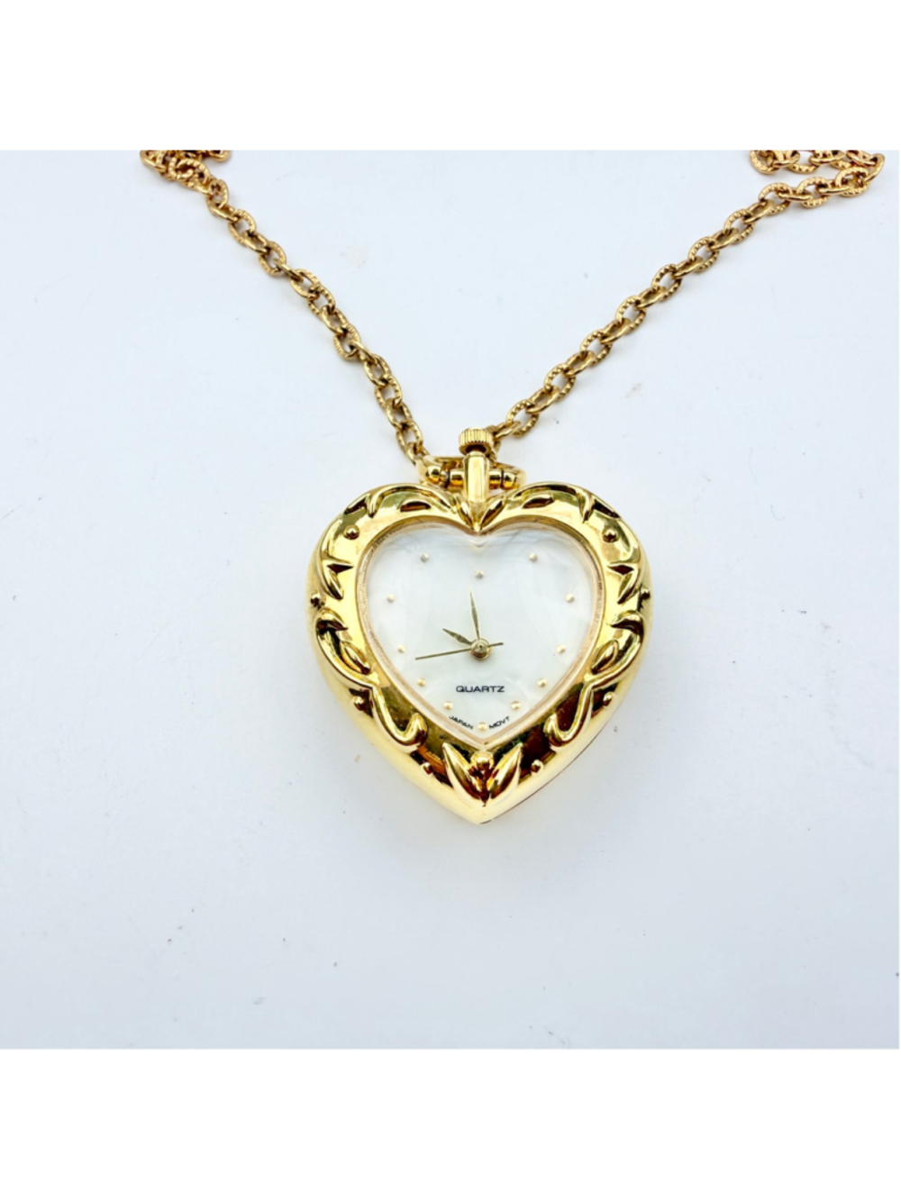 Vintage Avon Heart Watch Necklace Long Gold Tone Quartz Pendant Jewelry - Picture 8 of 10
